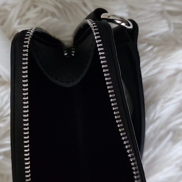 Calvin Klein Elegant Black Shoulder Bag Brand New No Tag - Picture 12 of 15